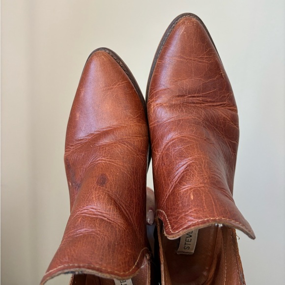 Steve Madden Austin Booties - Picture 12 of 15